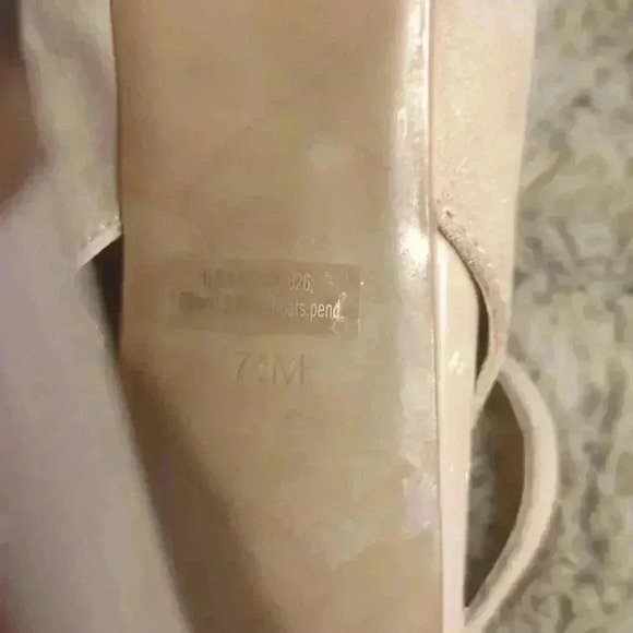 Guess heels, tan, size 7.5 - Picture 8 of 8